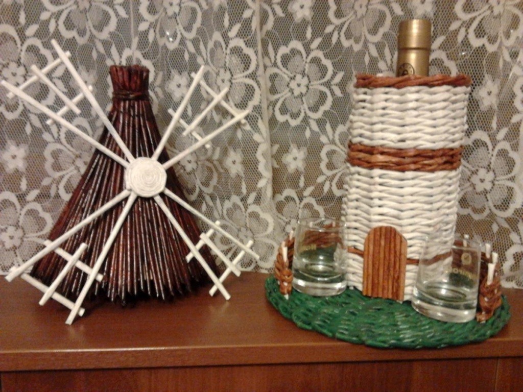 Своими руками из газет и клея